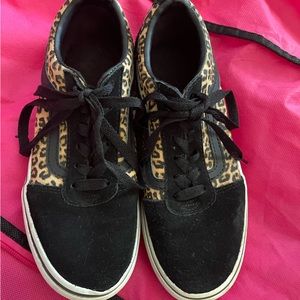 Girls vans shoes size 3 , cheetah print.  Like new